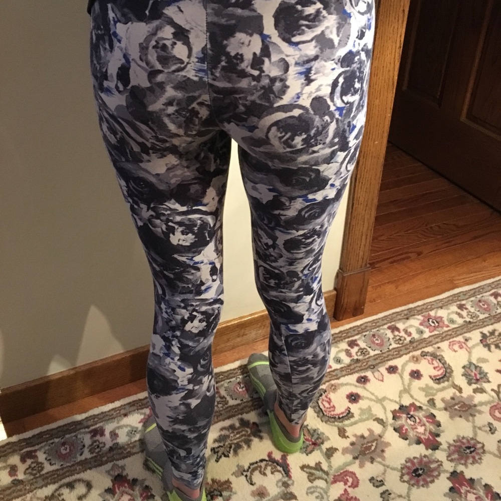 American eagle floral leggings